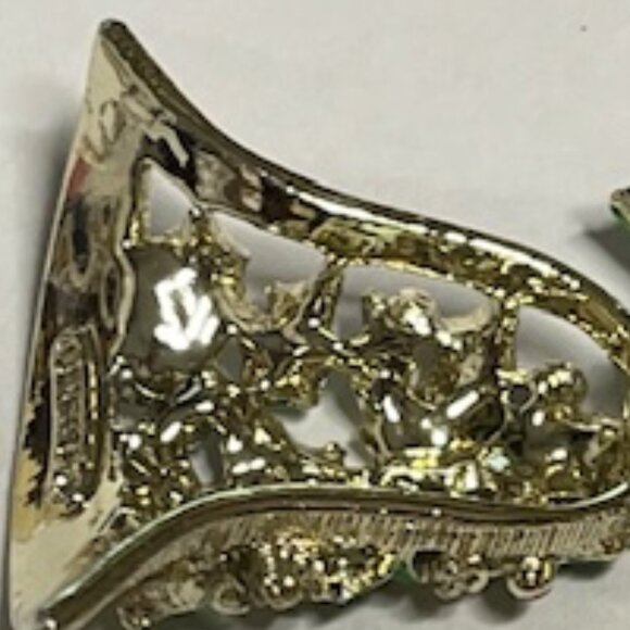 VTG Gerry's Christmas Holiday Bell Gold Tone Red Green Movable Bow Brooch Pin 2" - Picture 8 of 15